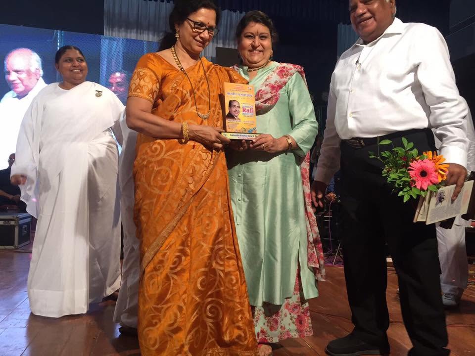 Artists honoured at a Kalanidhi Music tribute concert